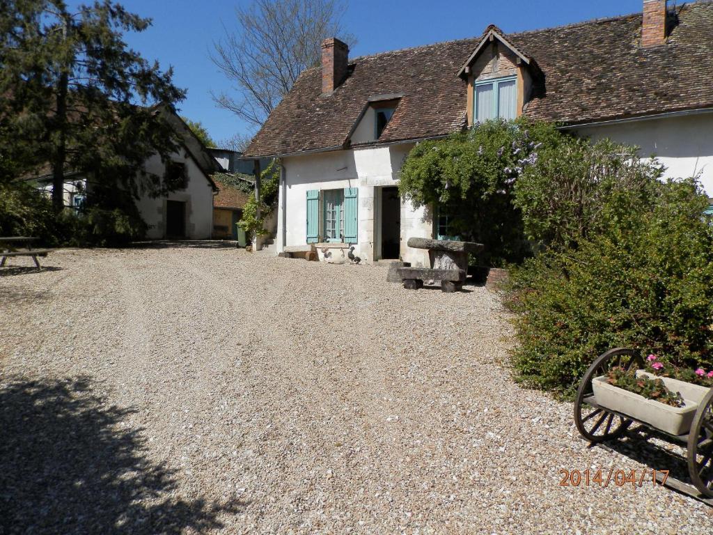 Domaine De Varenne Bed and Breakfast Saint-Amand-en-Puisaye Exteriör bild